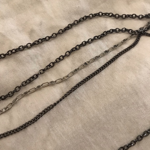 3/20$•🌸Necklace - Picture 5 of 5